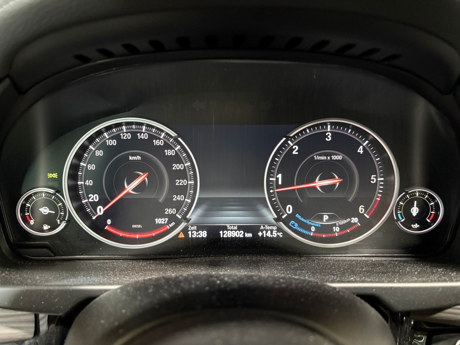 Fahrzeugabbildung BMW X6 xDrive 30 d/360°/PANO/HEAD-UP/NAVI/MEMORY/SHZ