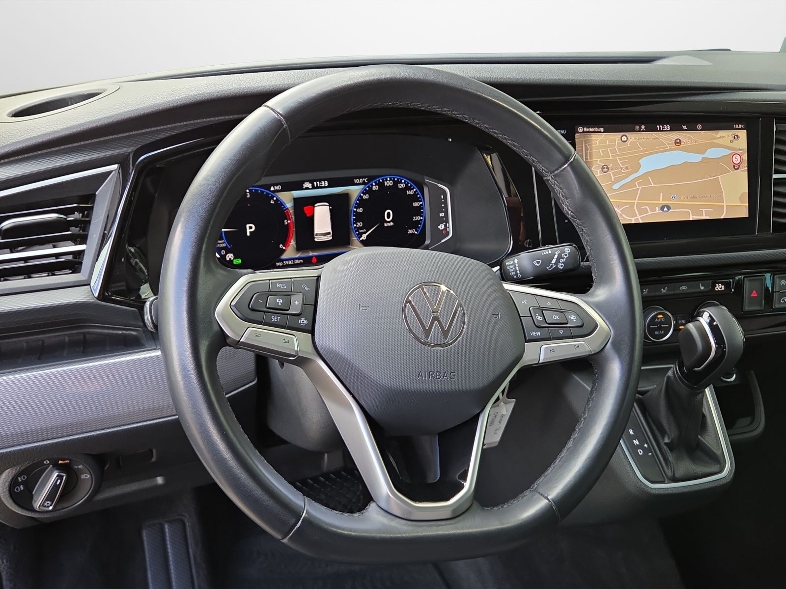 Volkswagen T6 Multivan 2.0 TDI DSG T6.1 Highline LED Navi A foto 10