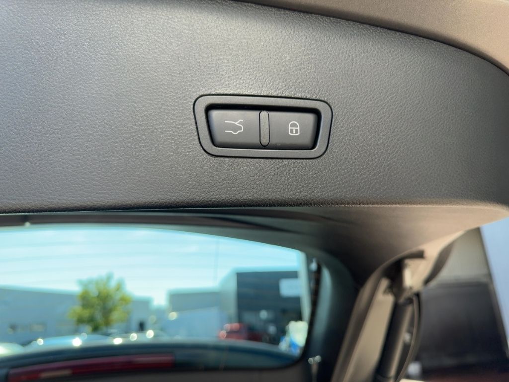 Fahrzeugabbildung Alfa Romeo Tonale Veloce, NAVI,  Leder,  Rückfahrkamera