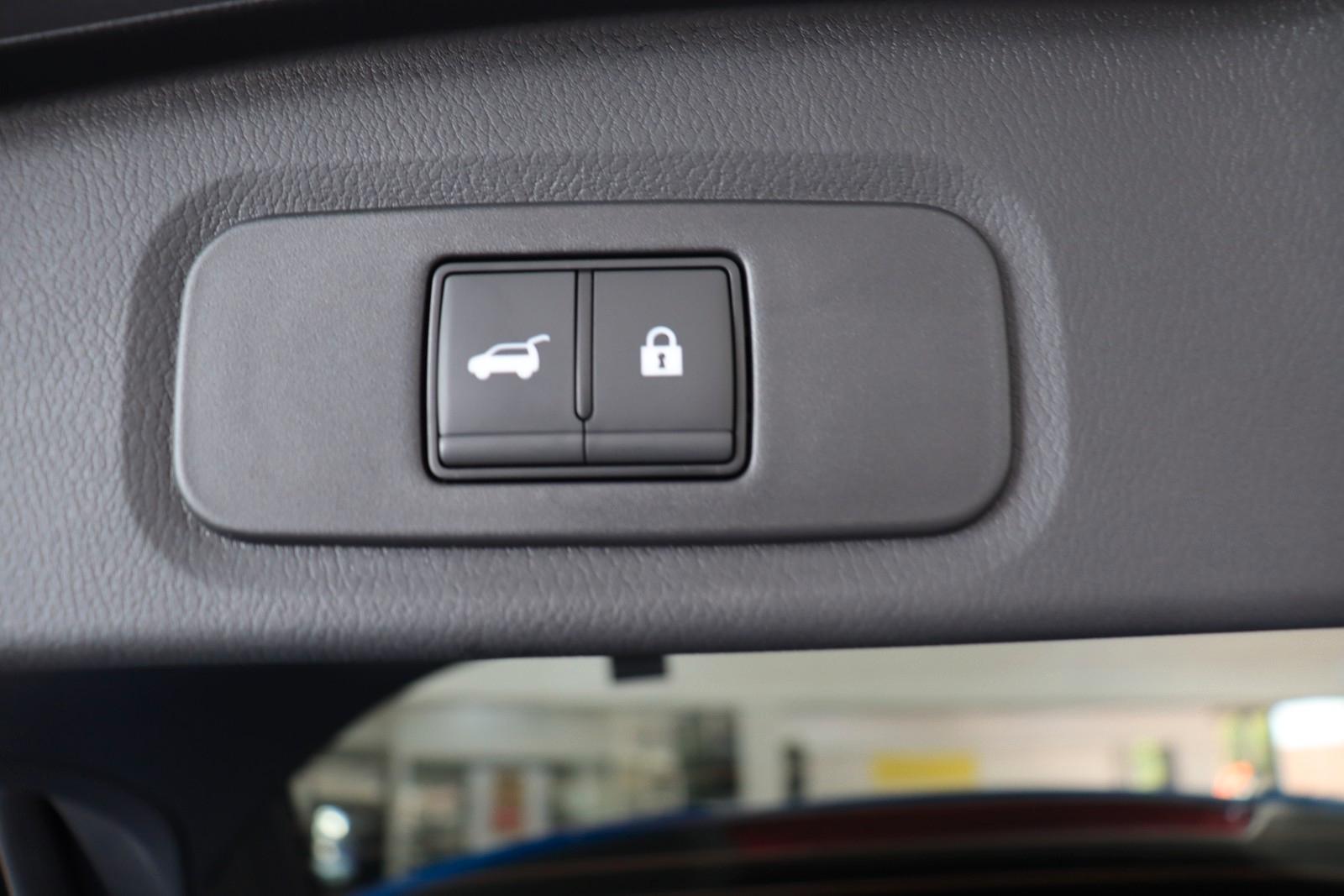 Nissan Qashqai 1.3 Tekna PANO Leder HUD 360° 19" SOFORT, миниатюра 16
