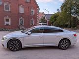 Volkswagen Arteon 2.0 TSI DSG Elegance Elegance - Volkswagen Arteon Elegance mit Benzin-Antrieb