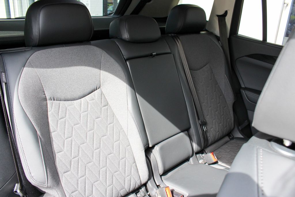 VW Tayron Life 2,0 I TDI/ AHK/ IQ DRIVE/ AWD / ACC VW Tayron Life 2,0 I TDI/ AHK/ IQ DRIVE/ AWD / ACC