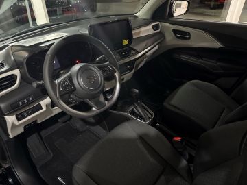 Bild 9 Suzuki Swift Comfort+ CVT Navi LED ACC Apple CarPlay An