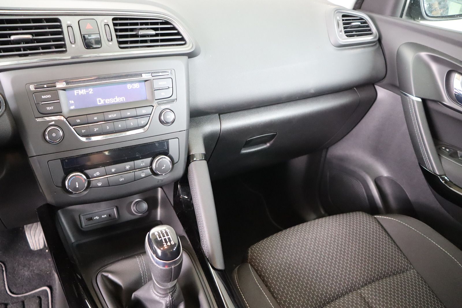 Fahrzeugabbildung Renault Kadjar * HU/AU neu * Tempomat * Klimaautom.