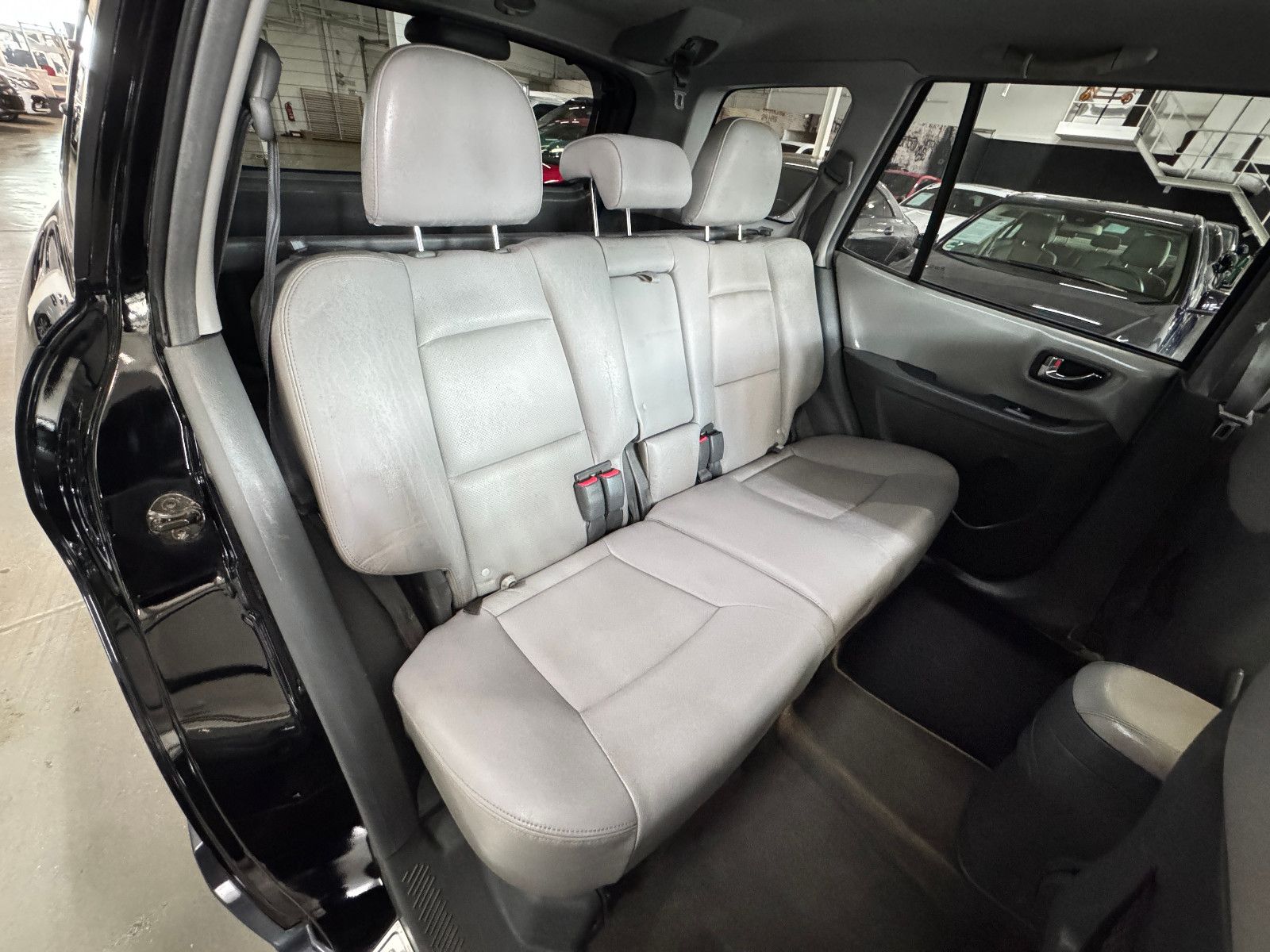 Vehicle image Hyundai SANTA FE 2.4 GLS 2WD LPG GAS ANLAGE LEDER KLIMA