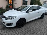 Renault Mégane III Coupé  114.000 km, TÜV... - Renault Megane: 0 Km