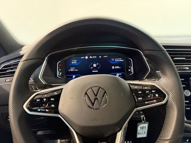 Tiguan 2.0 TDI DSG 4M R-LINE +IQ.LIGHT+PANO+HUD+
