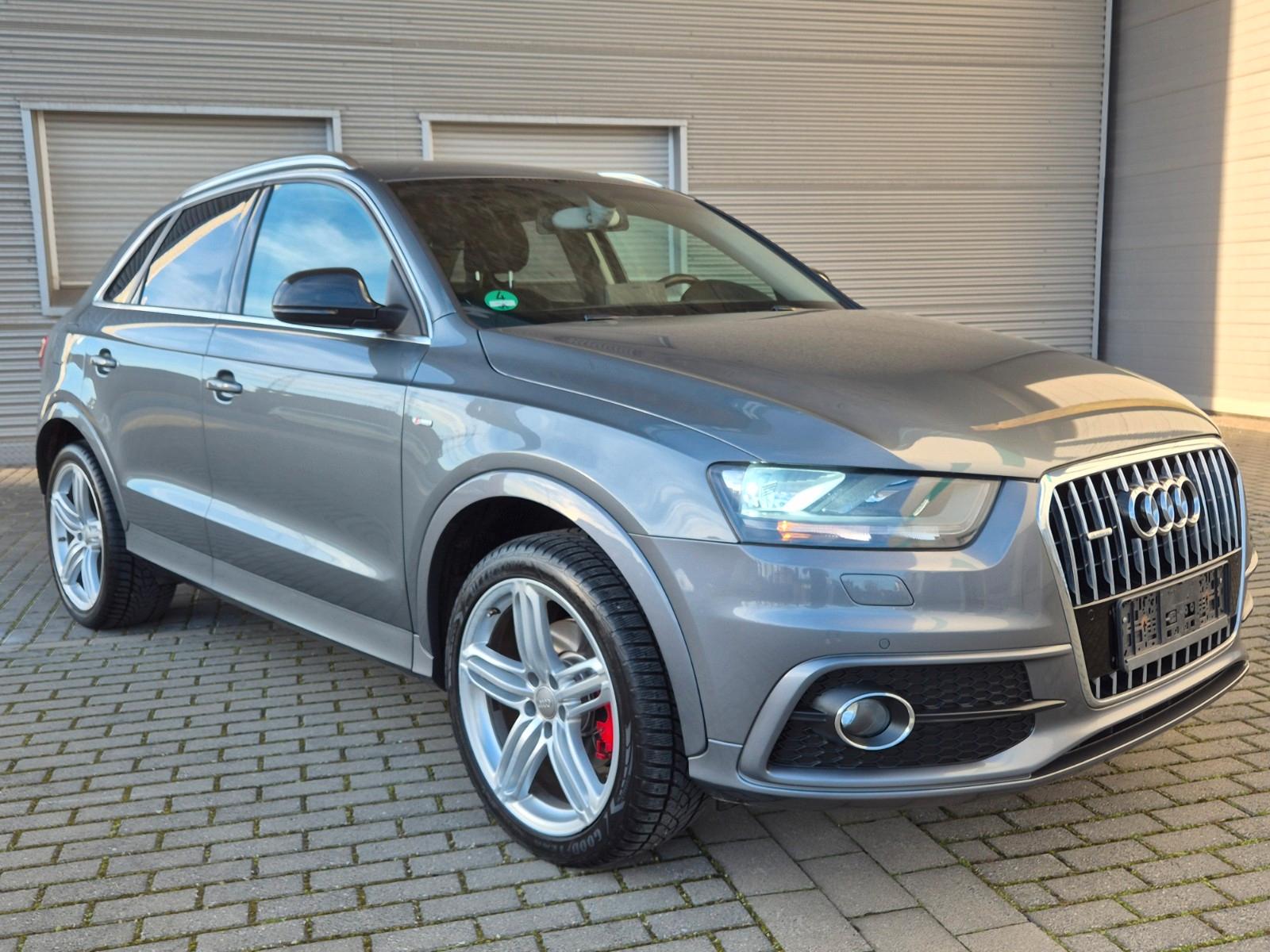 Audi Q3 2.0 TDI quattro S-line * S tronic * Keyless *