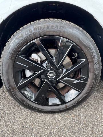 Fahrzeugabbildung Opel Corsa F 1.2 Turbo GS KlimaA,LED,Navi,SHZ,Kam.,LM