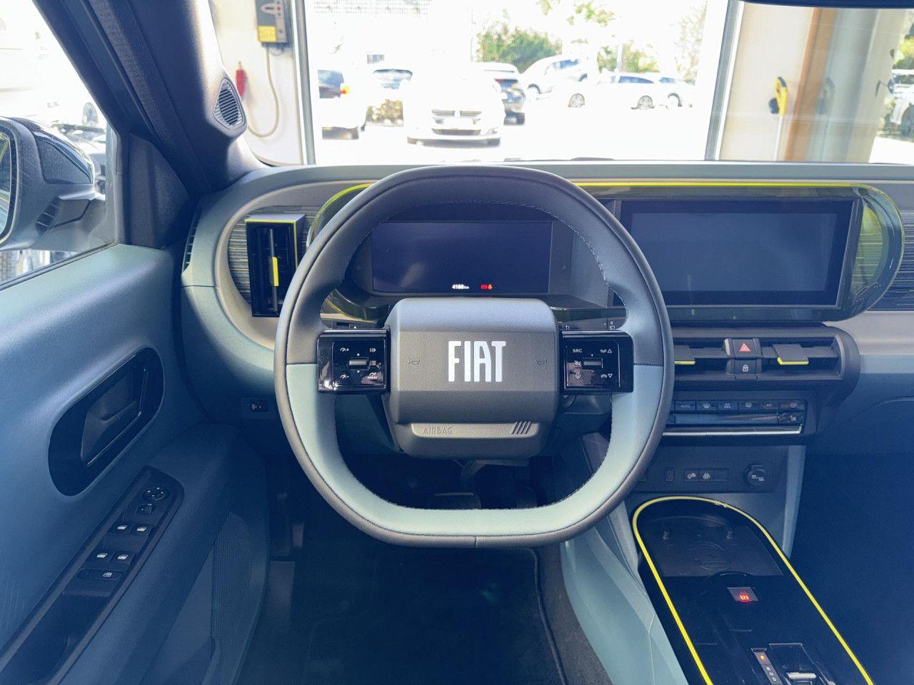 Fiat Grande Panda Hybrid 1.2 eDCT Icon, Kamera, LED!
