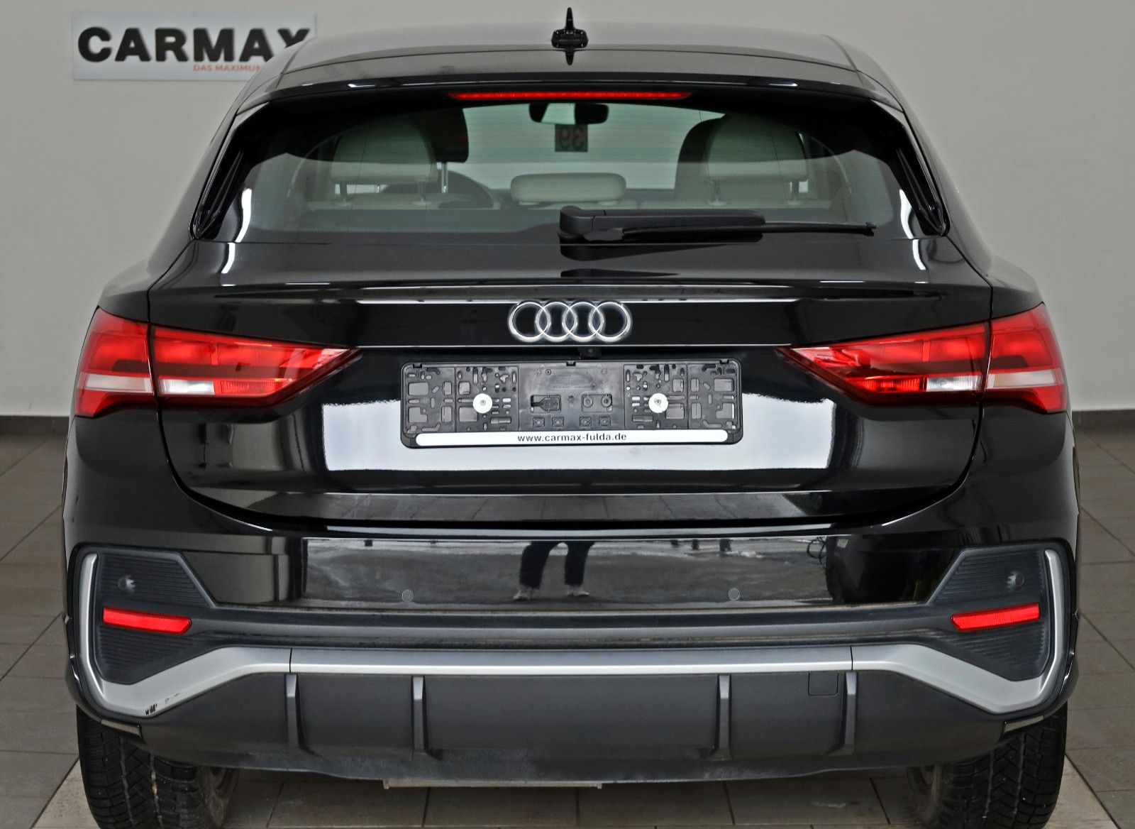 Fahrzeugabbildung Audi Q3 Sportback S line, Leder,Navi,LED,SH,Kamera