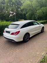 Mercedes-Benz Mercedes Benz CLA 200d Shooting brake - Mercedes-Benz CLA 200 in Duisburg
