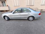 Mercedes-Benz E 240 ELEGANCE Elegance - Mercedes-Benz E 240 mit Benzin-Antrieb