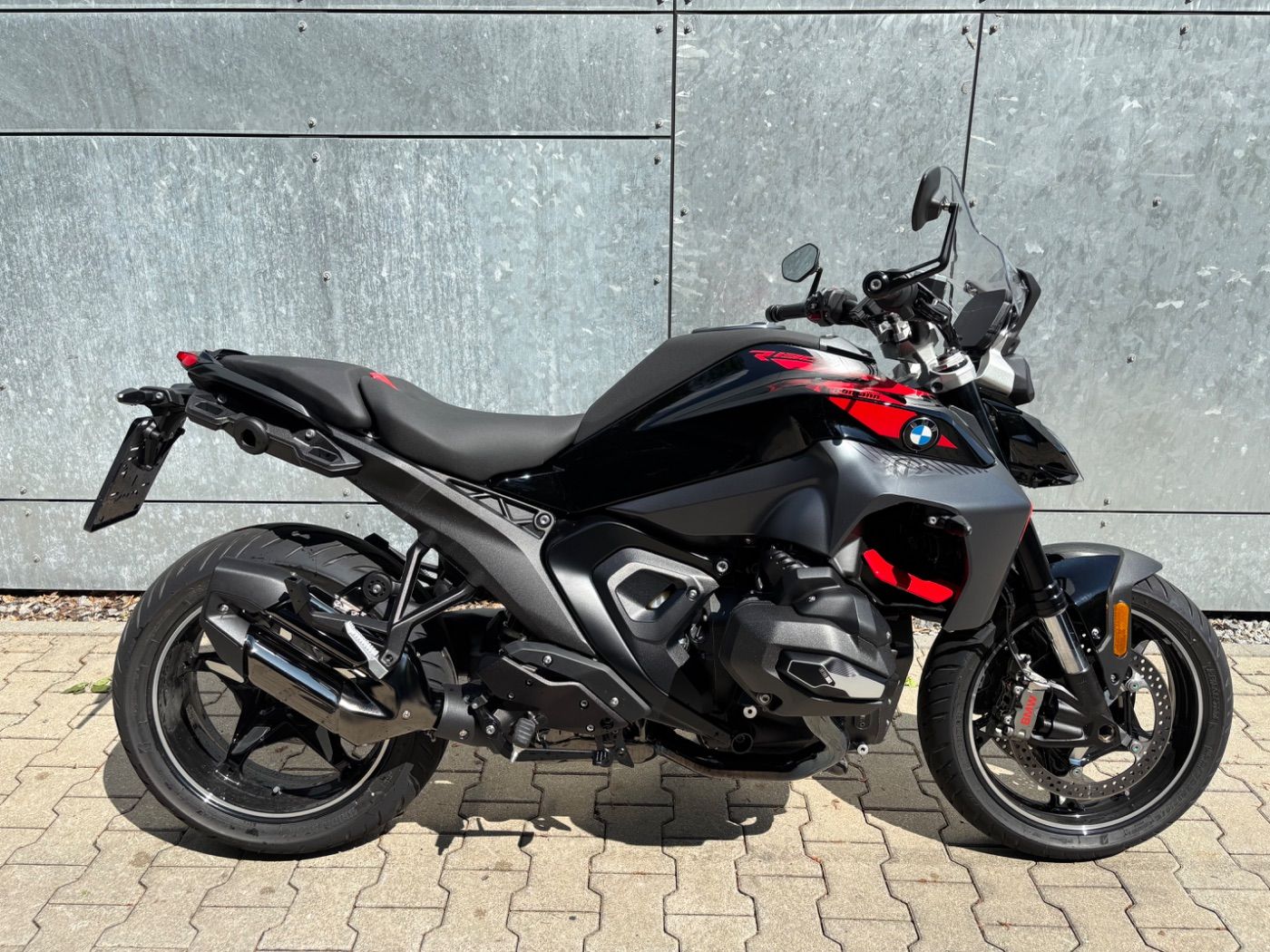 Fahrzeugabbildung BMW R 1300 R Option 719 ASA super Ausstattung