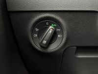 SKODA Karoq 2.0 TSI DSG 4x4 Sportline PANO AHK 5J  GAR bei Autohaus Landmann & Maier OHG
