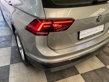 Volkswagen Tiguan - 11