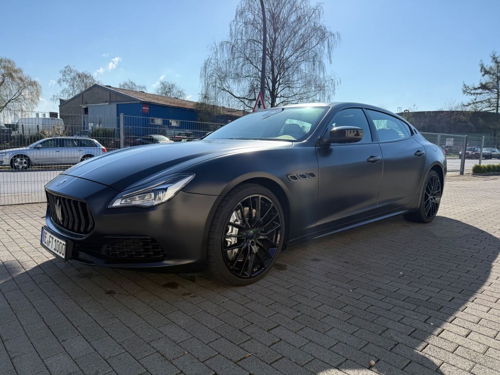 Maserati Quattroporte