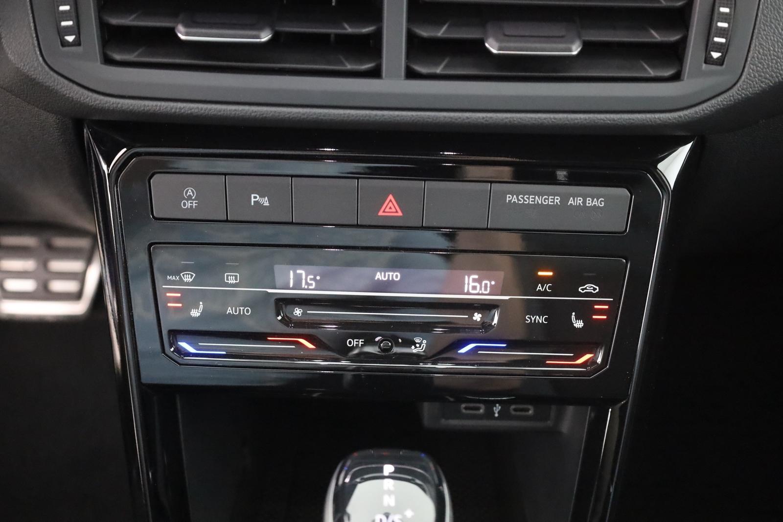 Volkswagen T-Cross 1.0 TSI DSG R-Line LED Kamera Navi DAB, миниатюра 12