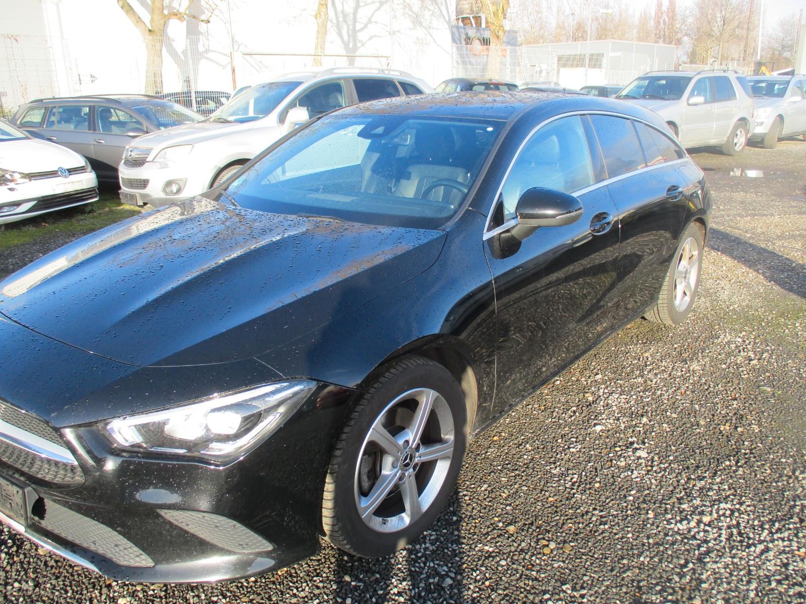 Mercedes-Benz CLA Shooting Brake CLA 200 d