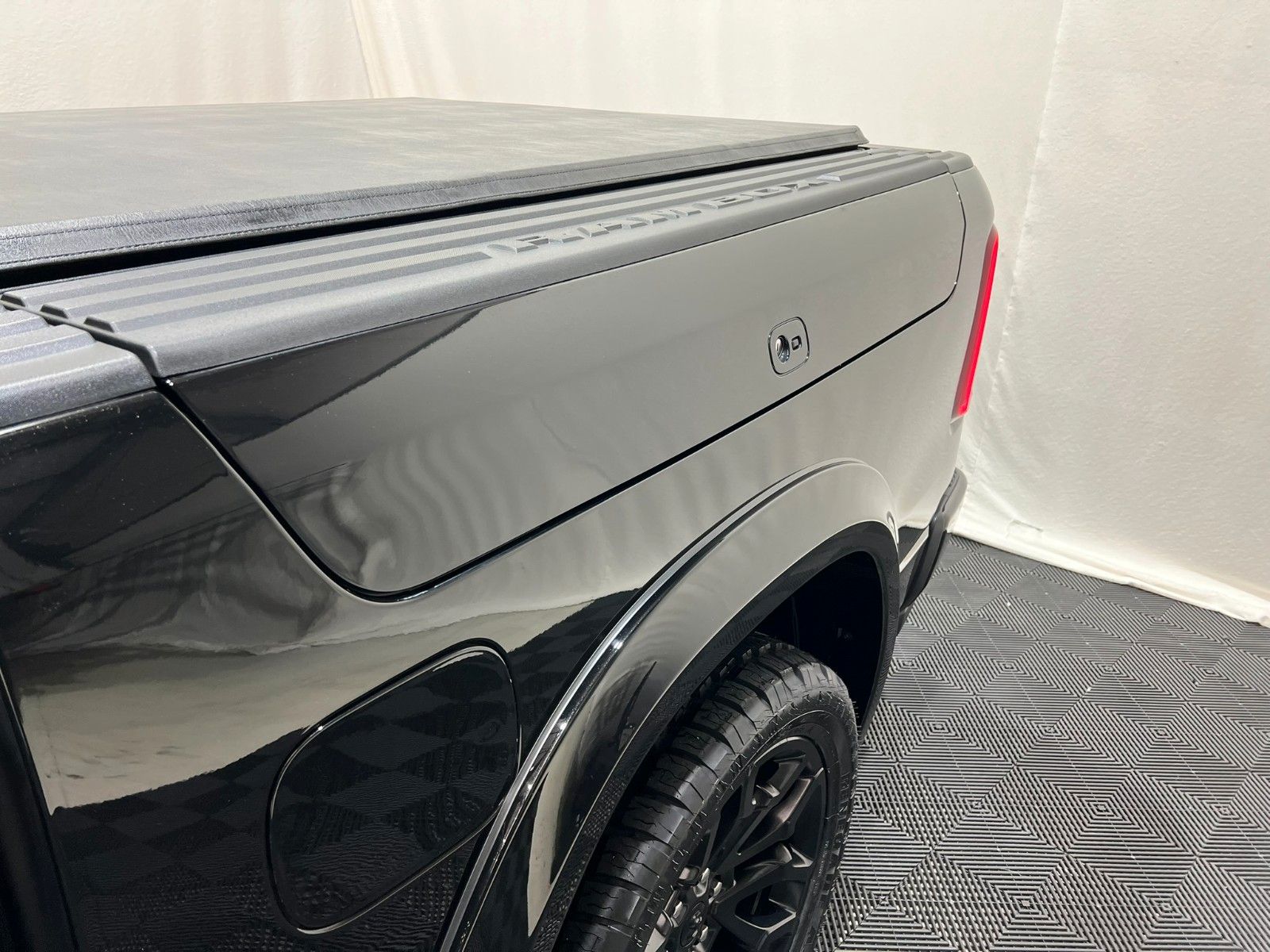 Fahrzeugabbildung Dodge RAM 1500 Limited Night  H/O 3.0L / MFT RTR Ed.