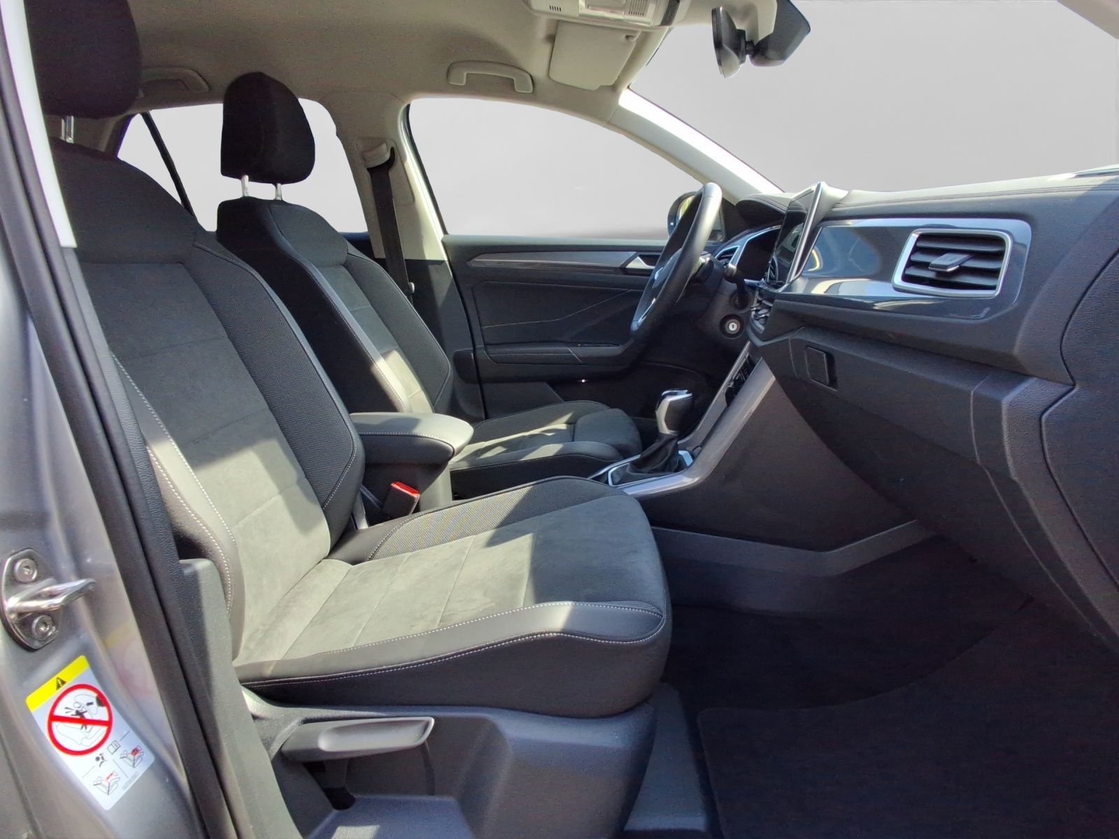 Volkswagen T-Roc 2.0 TDI DSG STYLE NAVI AHK BUSINESS KAMERA foto 4