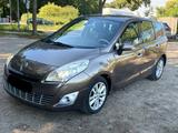 Renault Grand Scenic 1,9 DCI Leder/Xenon/A... - Renault Grand Scenic: 1.9