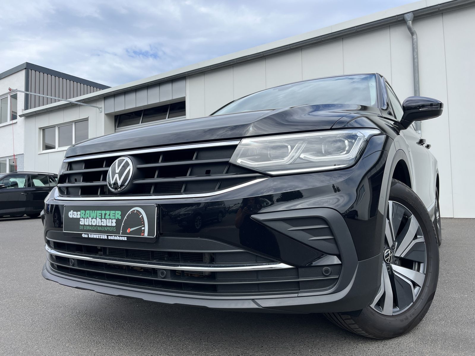 Volkswagen Tiguan 1.4 TSI e-Hybrid Life 156€ m.20% Anz. Nav foto 1