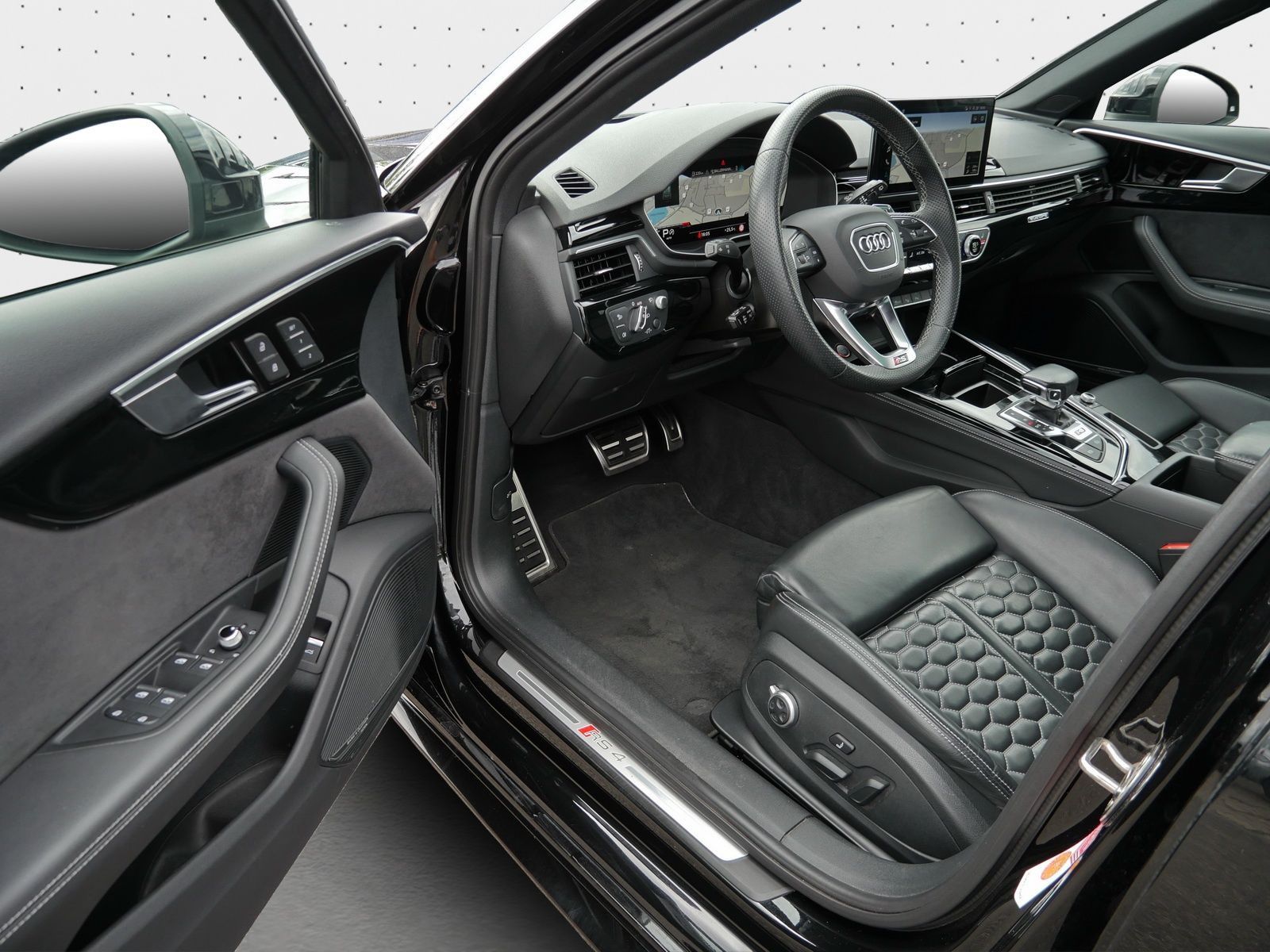 Audi RS4 - Bild 14