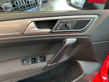 Volkswagen Golf  VII Allstar *LED*Navi*Kamera*AHK Schwenkb*