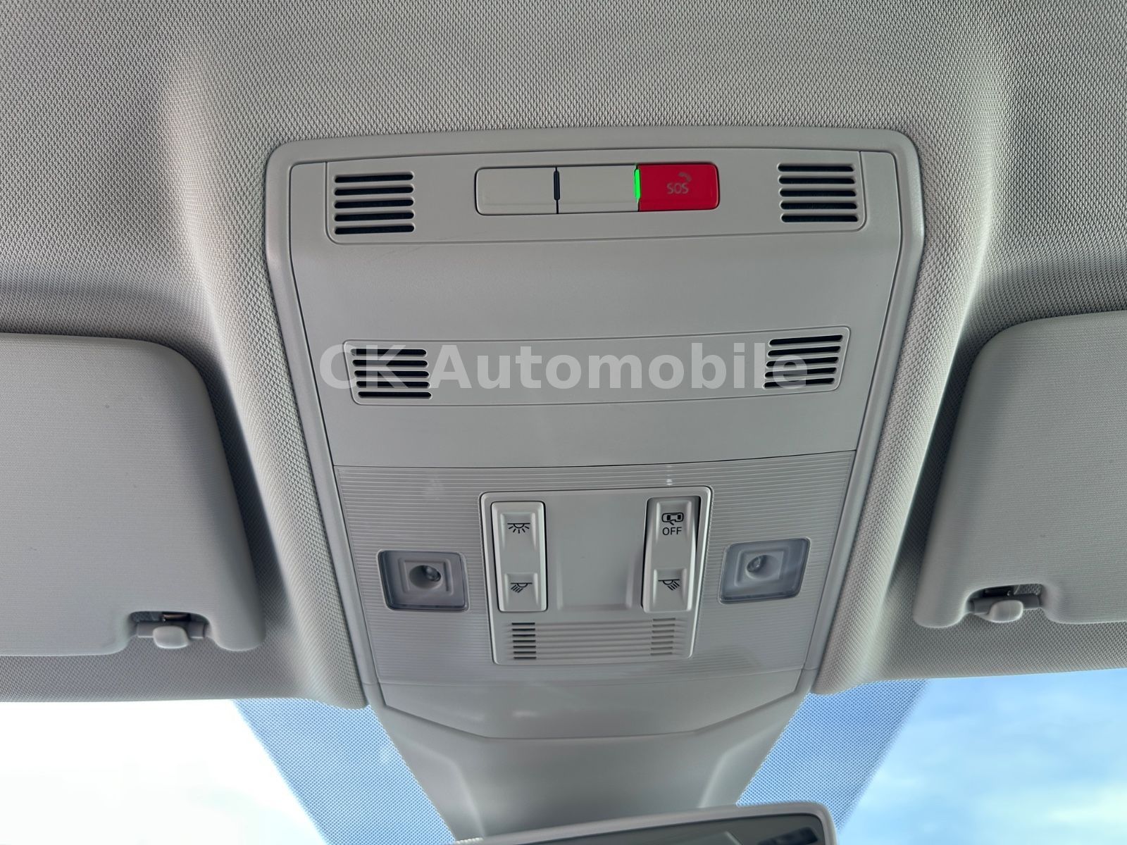 Fahrzeugabbildung Volkswagen T-Cross Style 1.0 TSi DSG/Navi/LED/ACC/Kamera