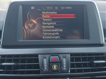 BMW 218 Active Tourer 218 i*Autom*LED*Navi*SHZ*PDC*