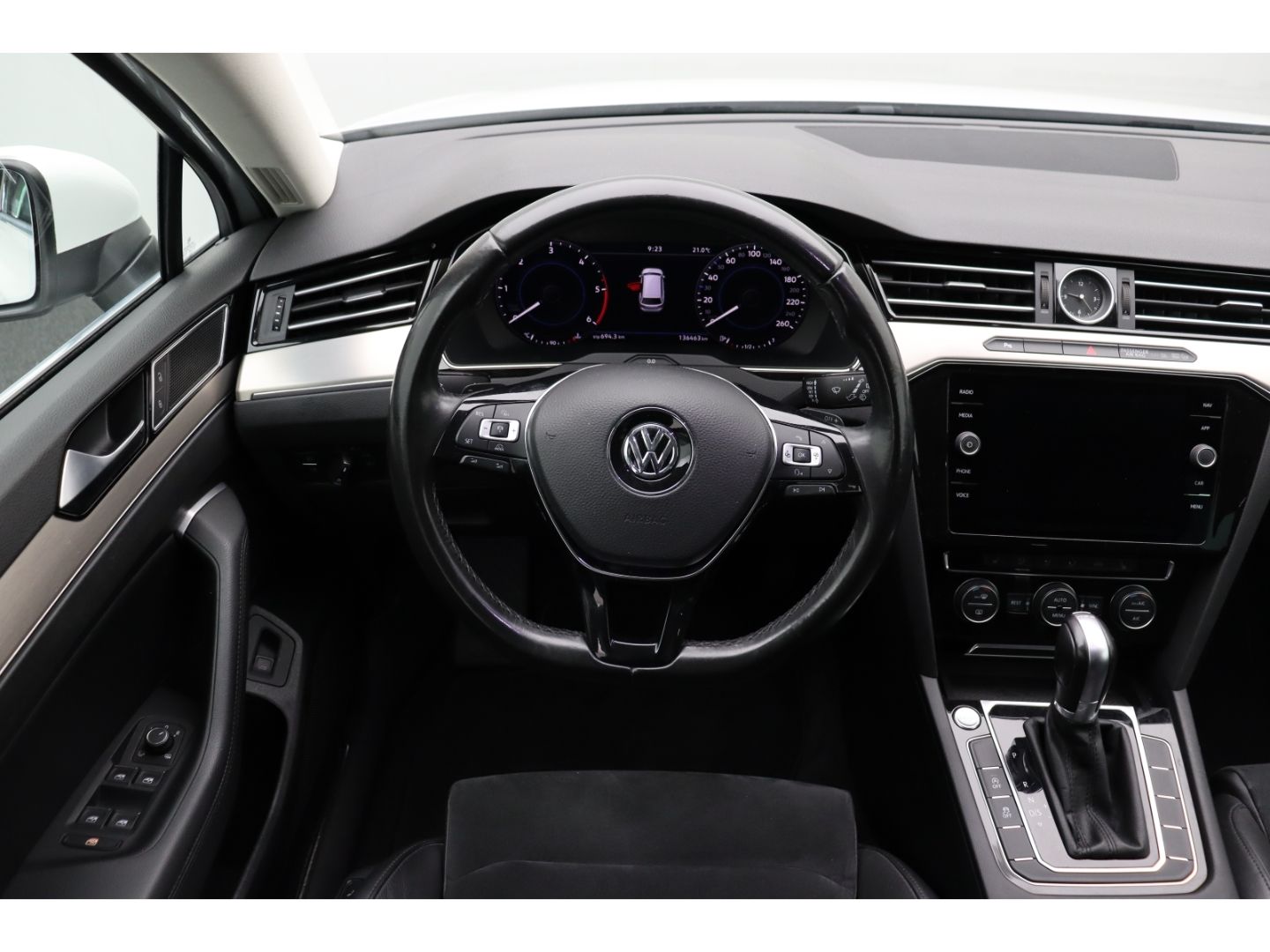 Fahrzeugabbildung Volkswagen Passat Variant 2.0 TDI Highline BMT Massage Kame