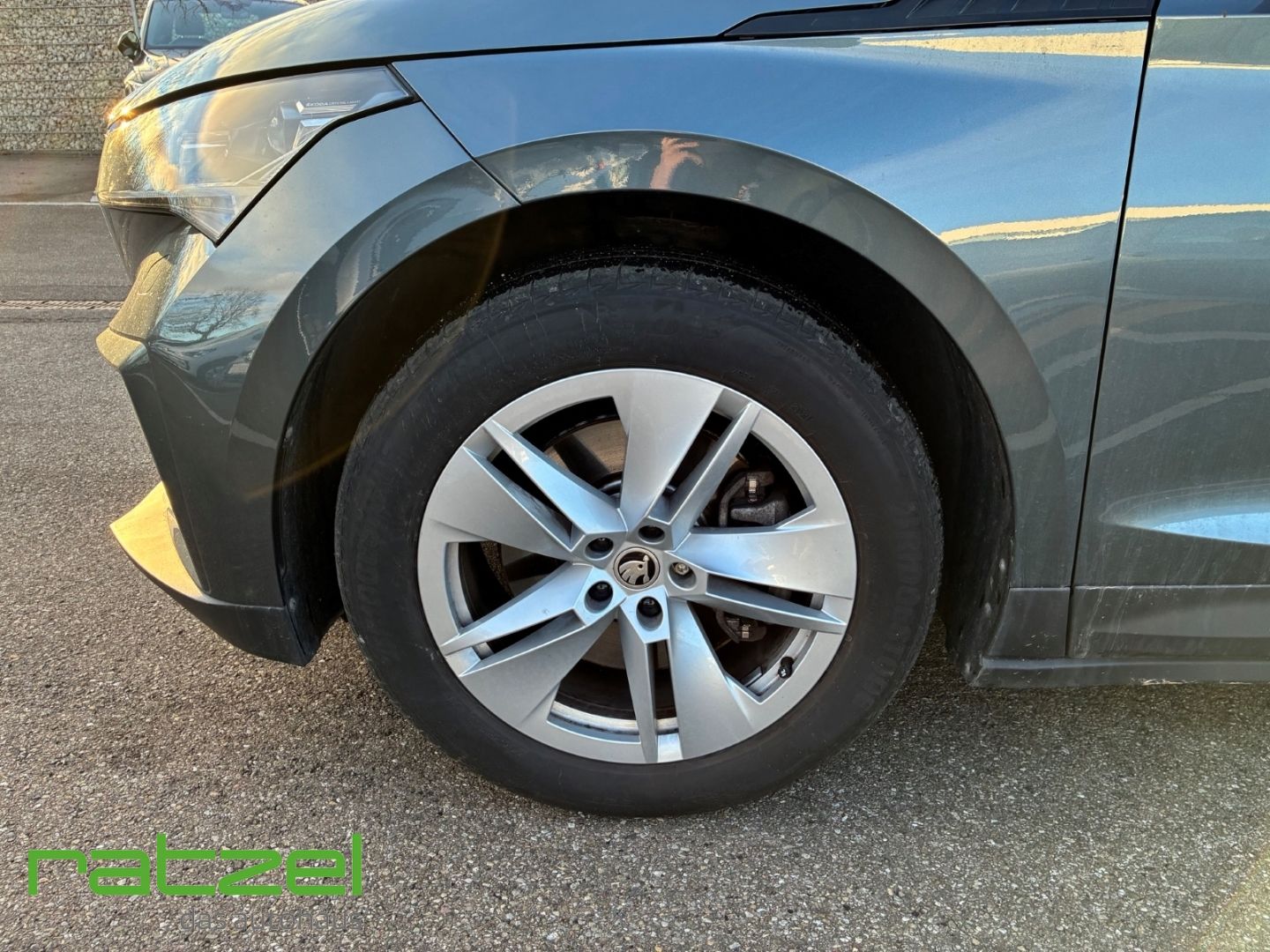 Fahrzeugabbildung SKODA Enyaq 80 ecoSuite iV 150 Navi Kamera Elektr. Hec