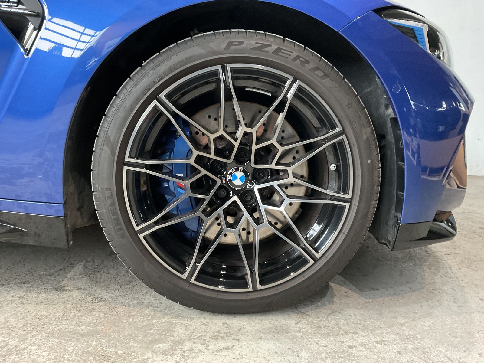 Fahrzeugabbildung BMW M4 Competition |M Sportsitze |M Carbon Exterieur