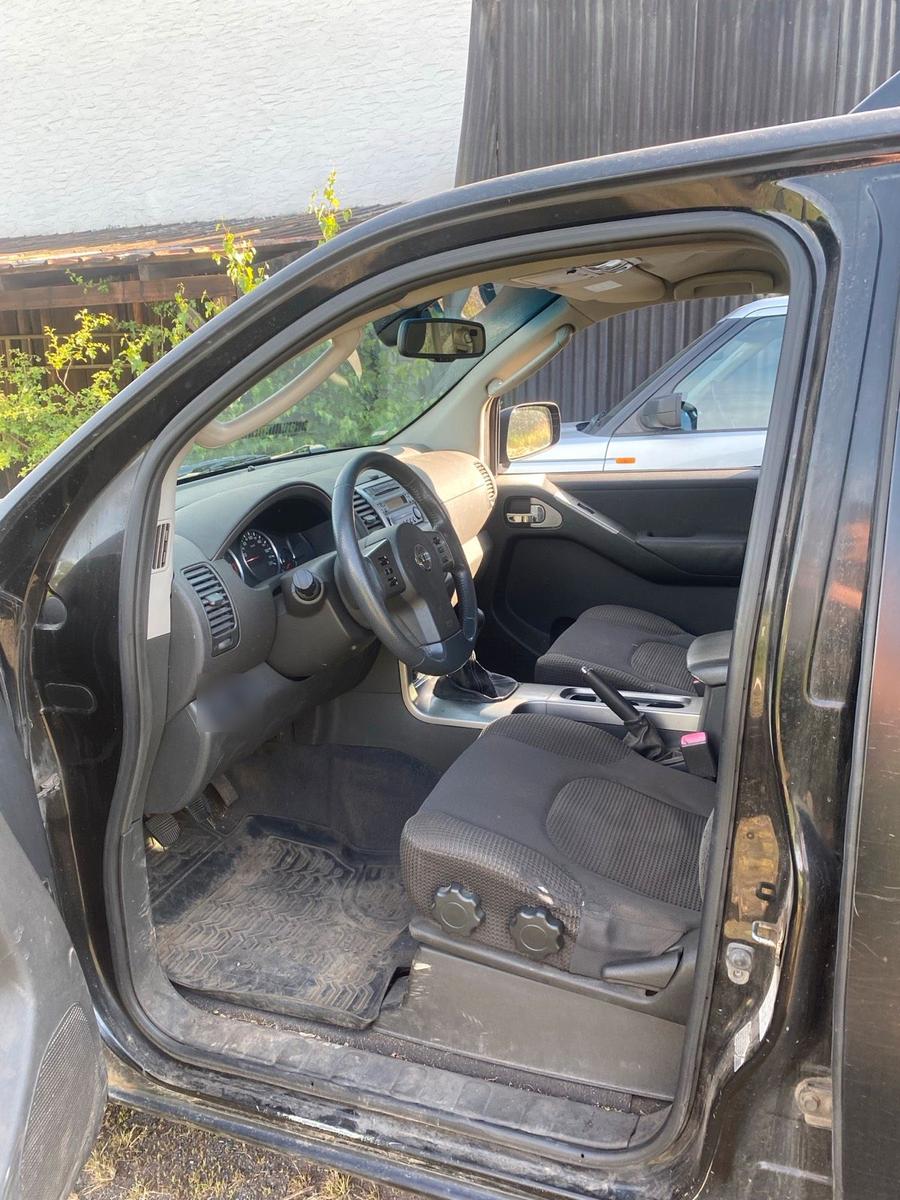 Nissan Pathfinder 2006 — photo 9