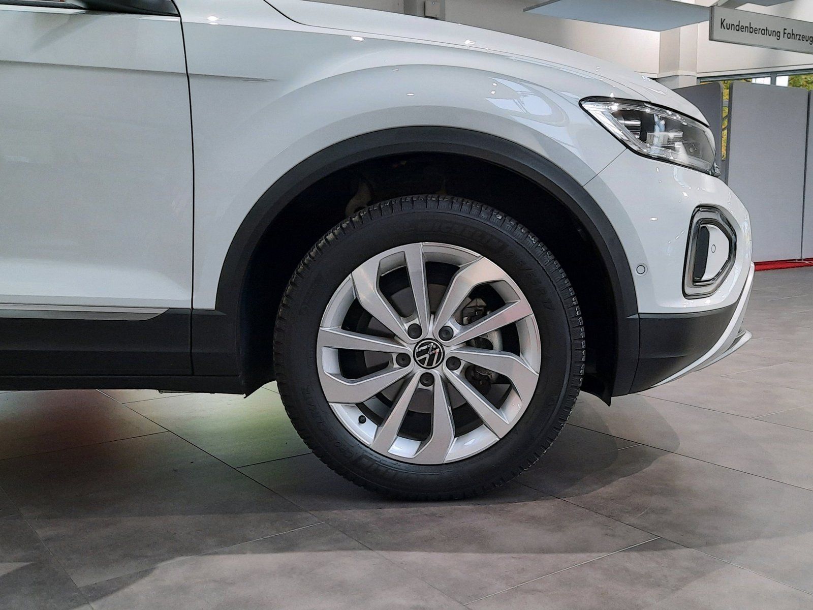 Fahrzeugabbildung Volkswagen T-Roc Style TSI *Standhzg*AHK*Cam*Navi*LED*ACC*