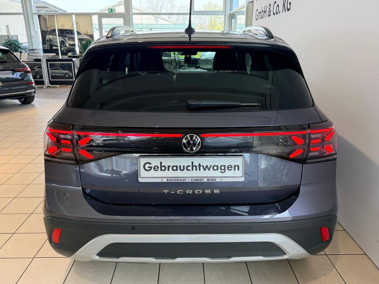 Volkswagen T-Cross Life 1.0 TSI DSG AHK RFK APP ACC LED SHZ imagem 3