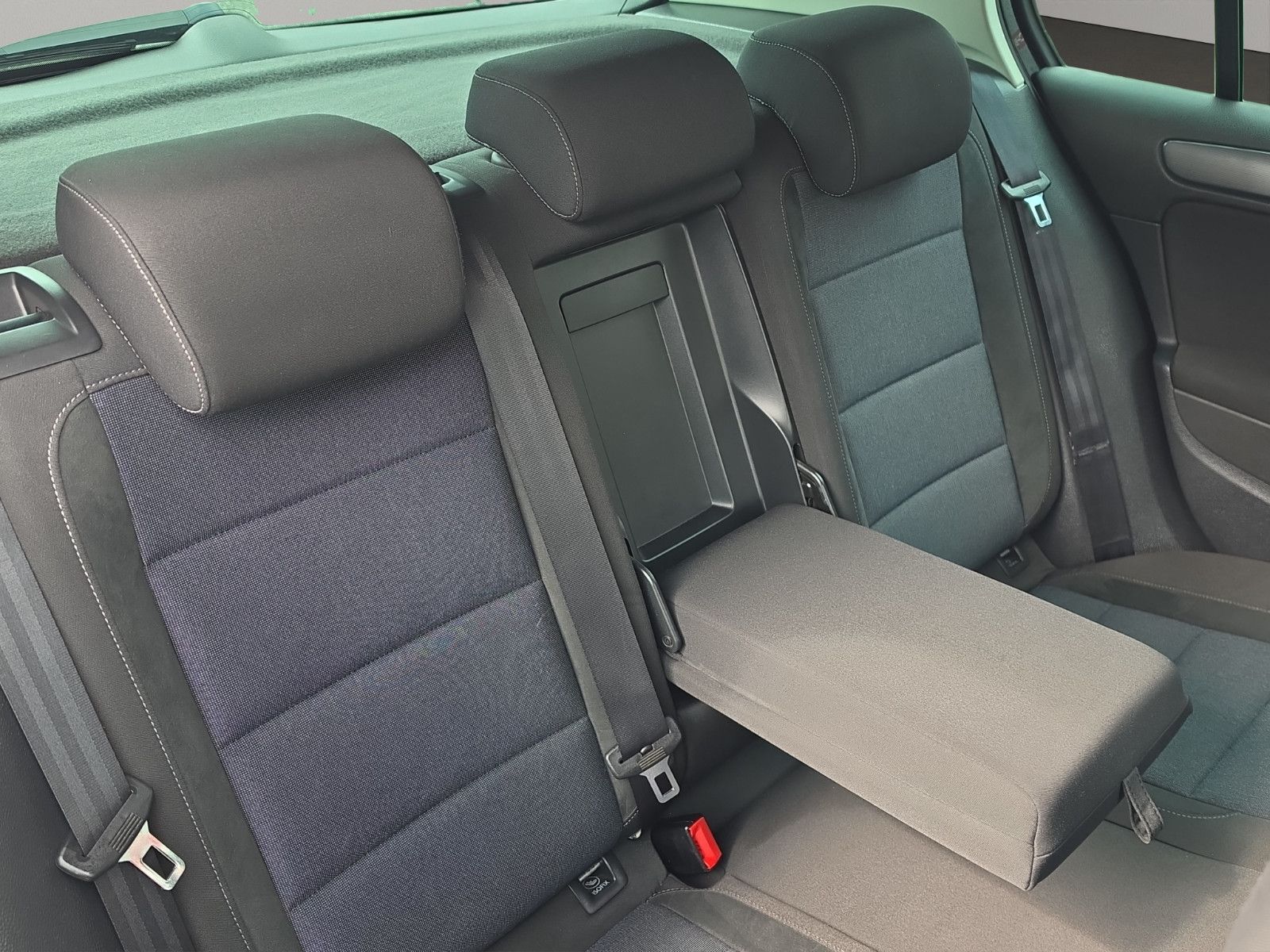 Fahrzeugabbildung Volkswagen Golf VI Style AUS 1.HAND SHZ PDC KLIMA TÜV NEU