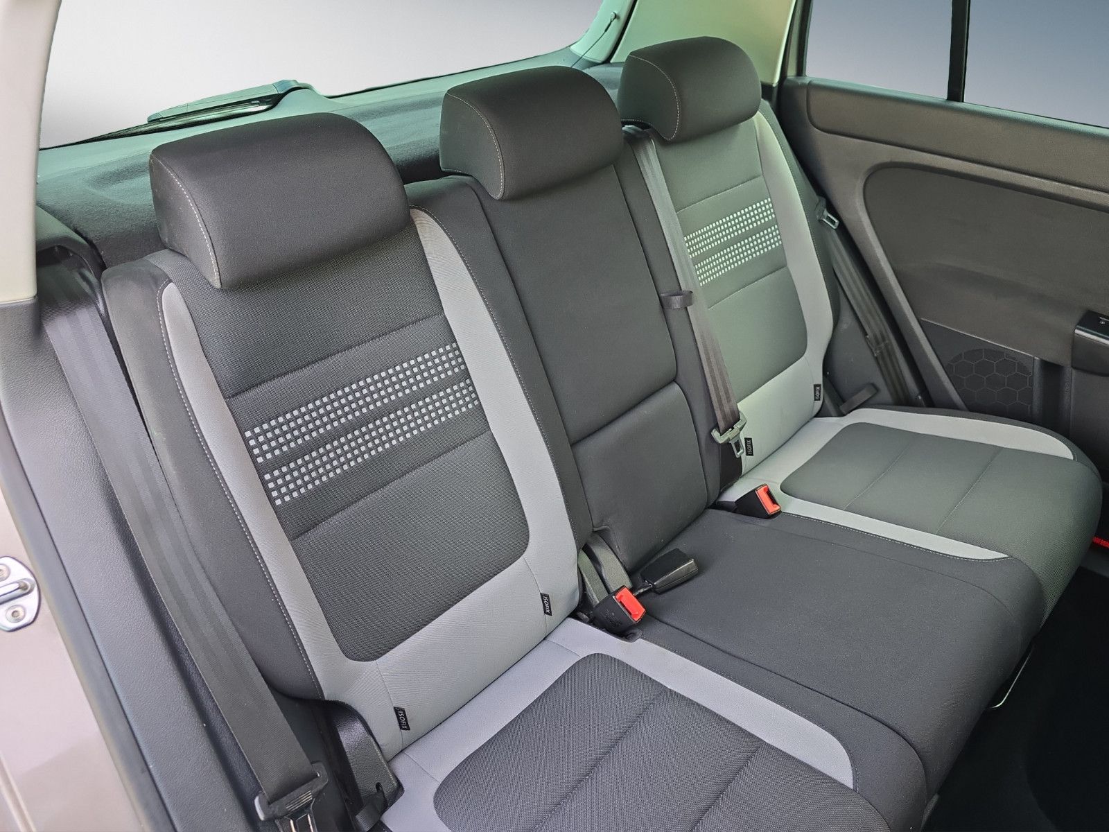 Fahrzeugabbildung Volkswagen Golf Plus VI Life*AUTOMATiK*SHZG*ALU*AHK