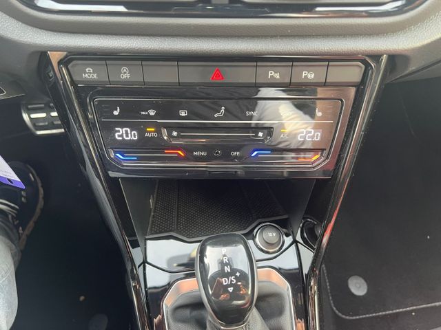 T-Roc R-Line 1.5TSI DSG AHK*KAMERA*BlackStyle*NA