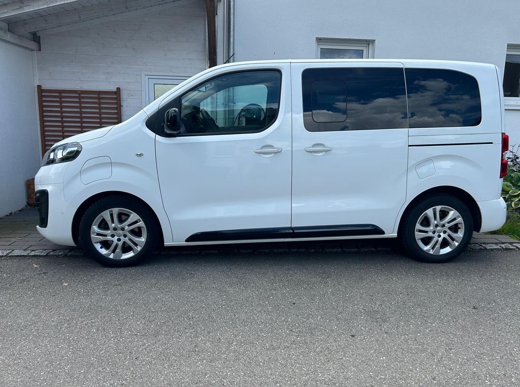 Image of Opel Zafira Life