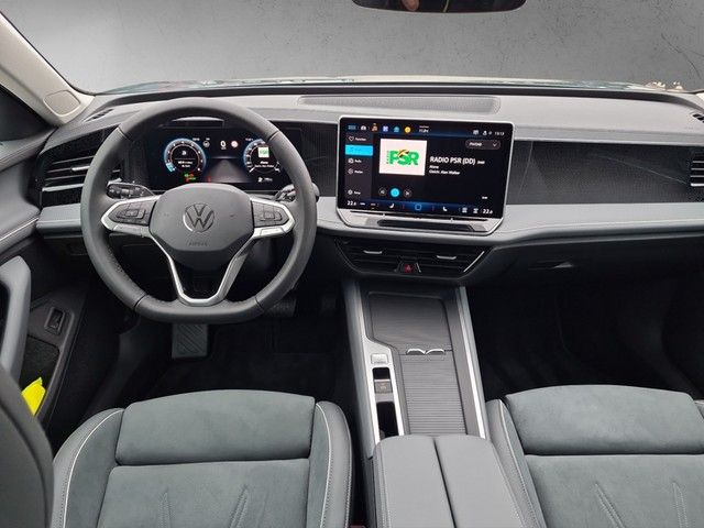 Fahrzeugabbildung Volkswagen Passat Variant Business eTSI DSG LED ACC AHK SHZ