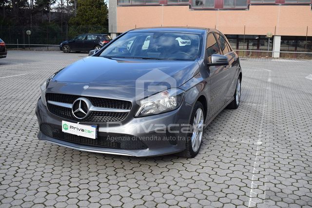 Mercedes-Benz MERCEDES A 180 d Automatic Sport