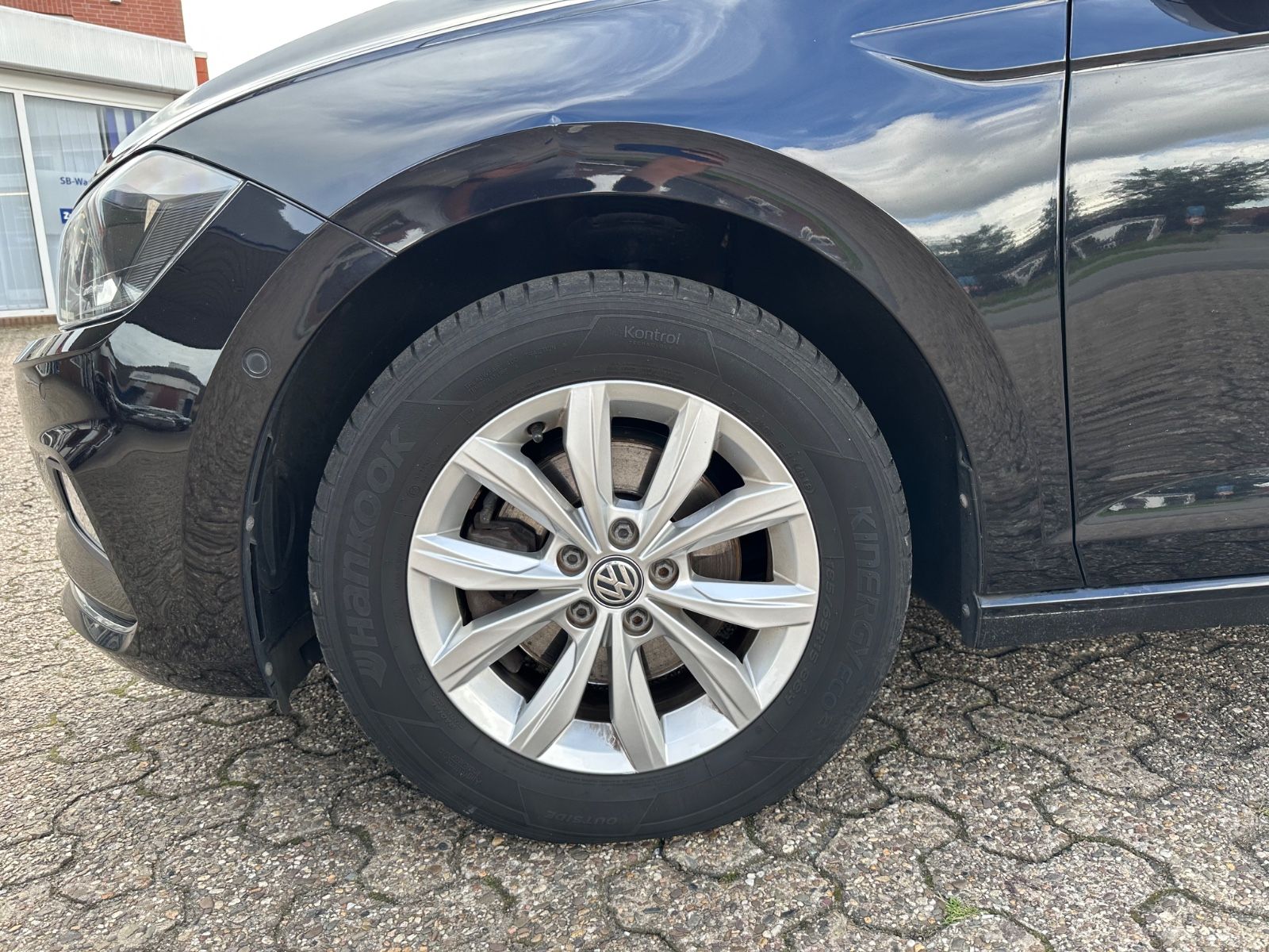 Fahrzeugabbildung Volkswagen Polo 1.6 TDI Highline Navi/SHZG/ParkAssist/BT