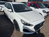 Hyundai i30 cw YES! - Hyundai i30 bis 15.000 Euro