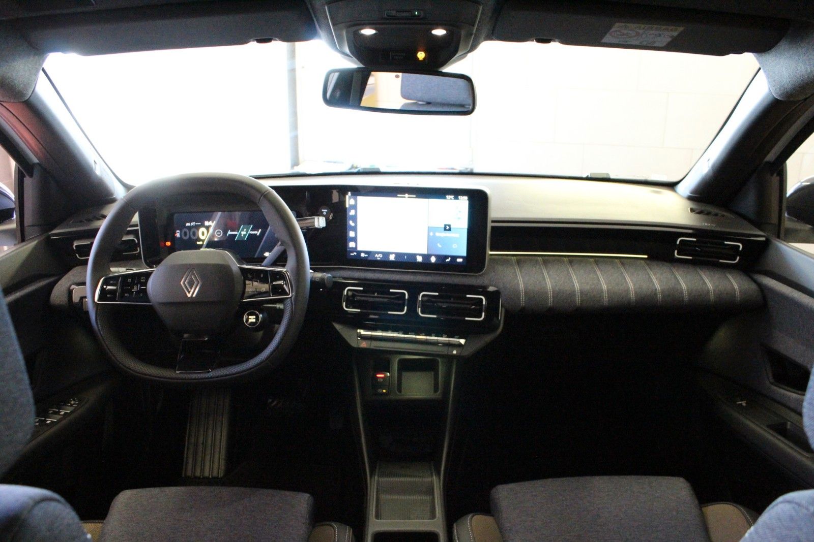 Fahrzeugabbildung Renault R 5 150 Comfort Range Techno  *Vollausstattung*