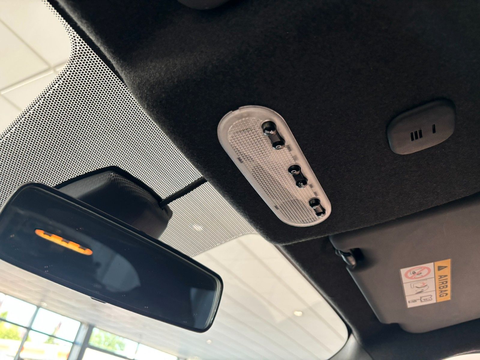 Fahrzeugabbildung Nissan Juke 1.6 NAVI/SHZ/KAMERA/ALU/1.HAND
