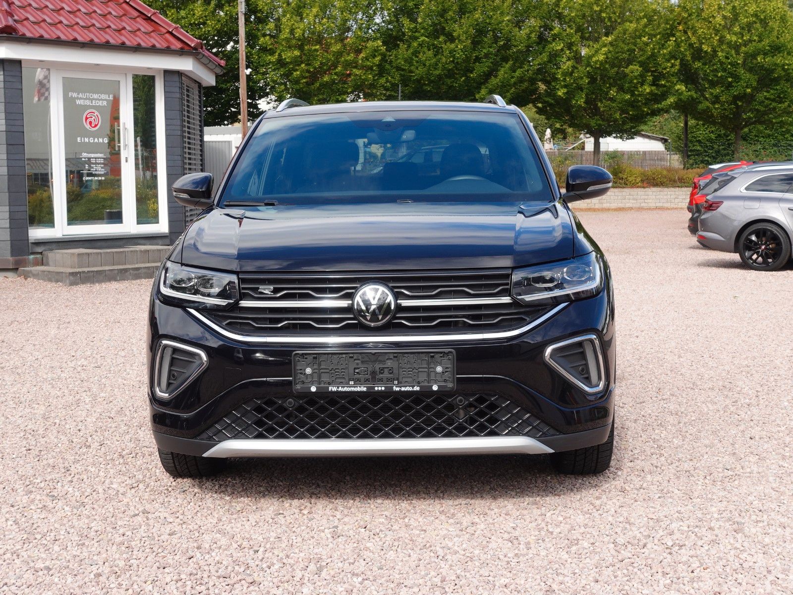 Fahrzeugabbildung Volkswagen T-Cross 1.5 TSI OPF DSG R-Line I.Hd/AHK/Matrix/.