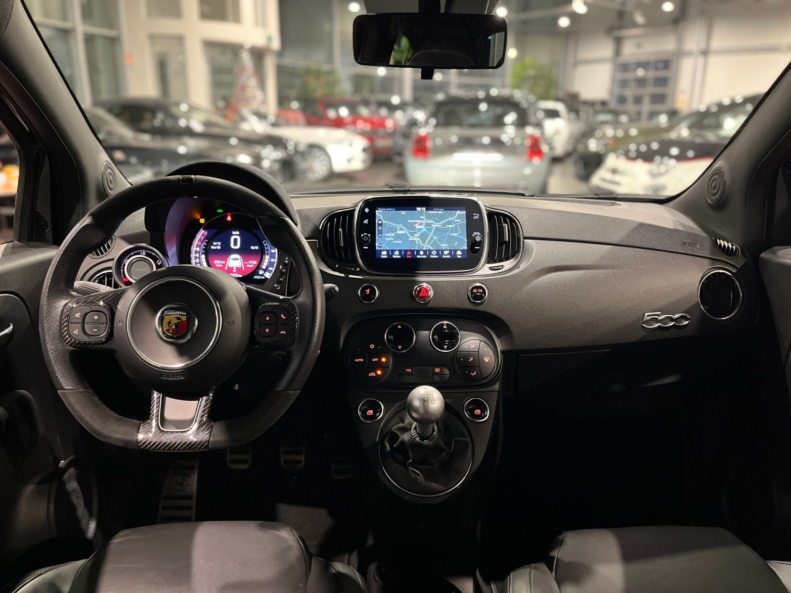 Fahrzeugabbildung Abarth 595 Competizione BI-XEN NAV DAB PDC 17"