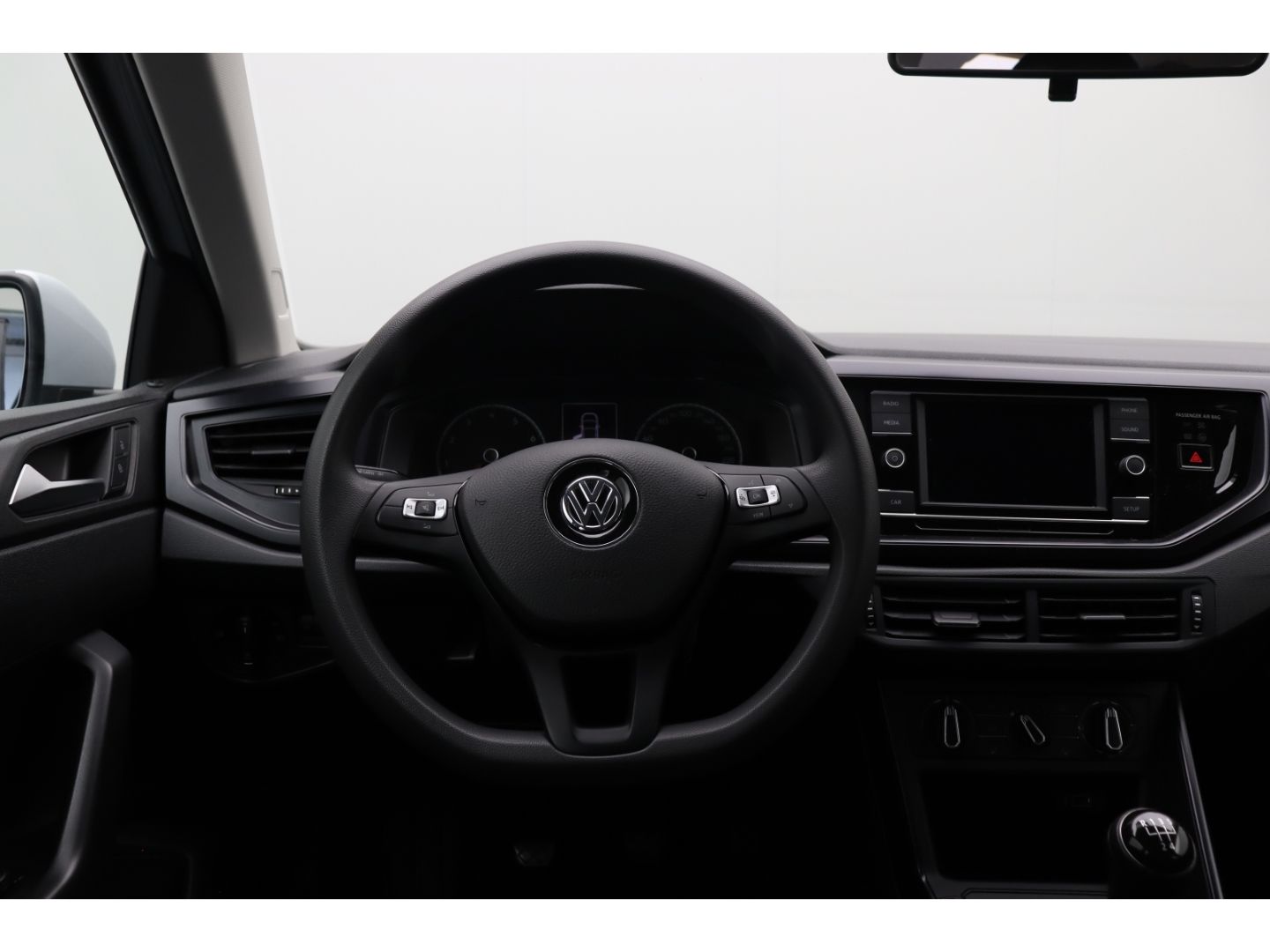 Fahrzeugabbildung Volkswagen Polo 1.0 VI Trendline Multifunktion SHZ